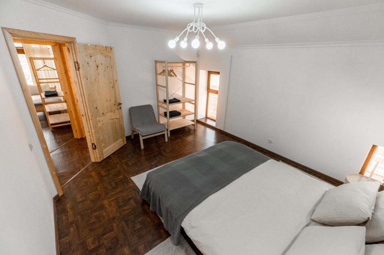 Modern Loft Lighthouse Hostel Karakol Exterior photo